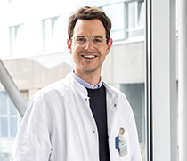 Dr. med. Maximilian Thormann, Assistenzarzt in der Universitätsklinik für Radiologie und Nuklearmedizin